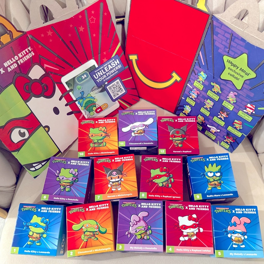 Hello Kitty and Friends x Teenage Mutant Ninja Turtles Happy Meal-Set of 12